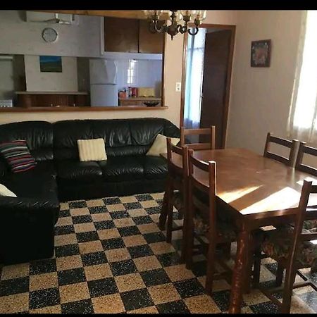 Grand Appartement 6 Pers,Lumineux,Avec Terrasse Sud De France Tuchan Exterior foto